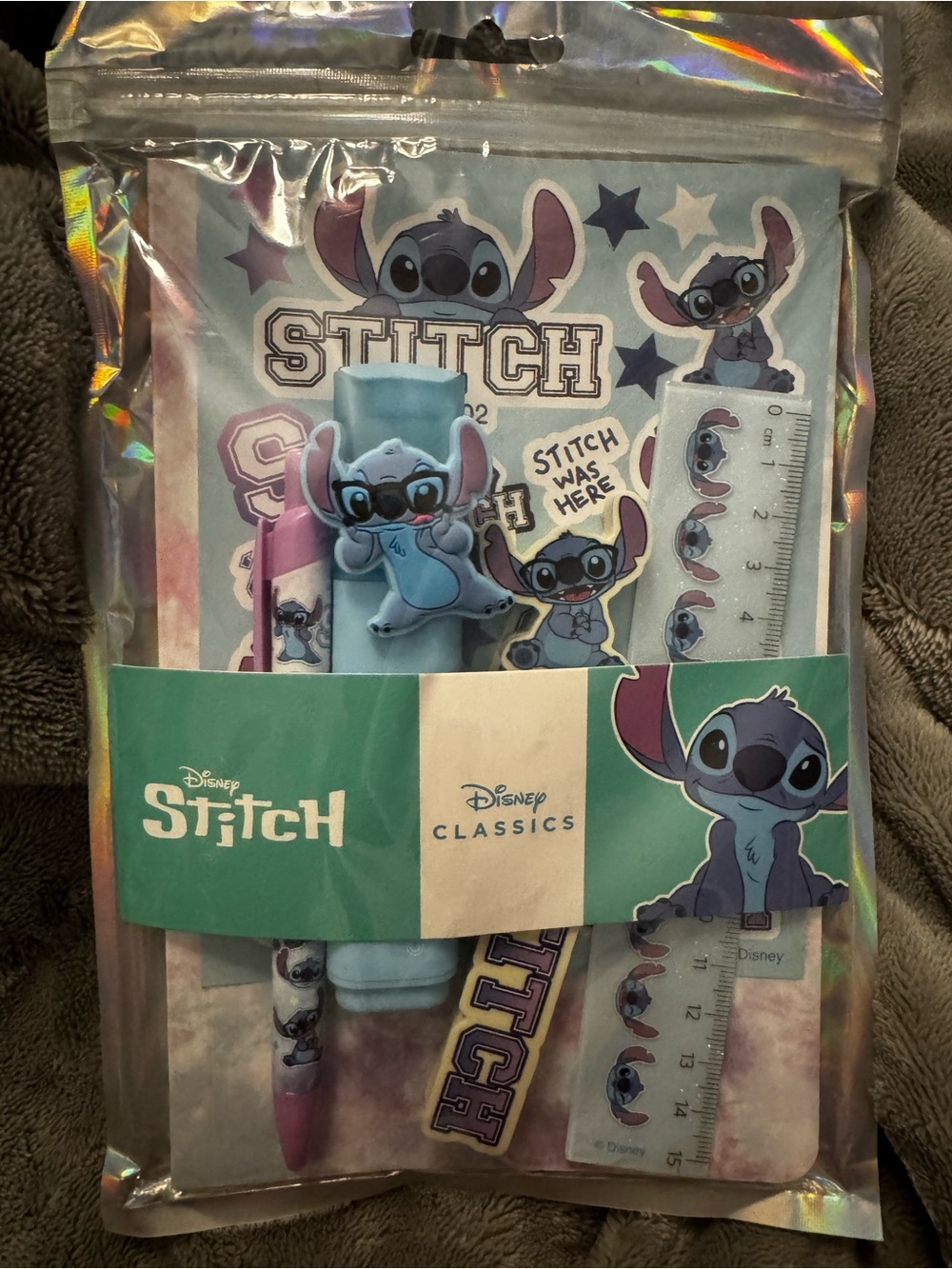 Disney’s Stitch Back-to-School Stationary Set